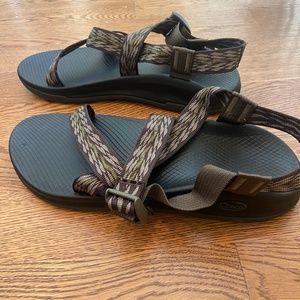 Chaco Black and Brown Sandals